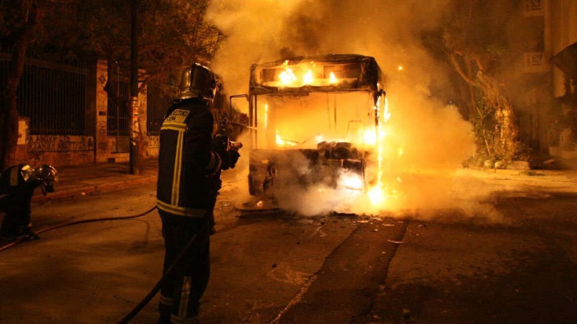 Χωρίς δίκη μέχρι σήμερα οι 20 κατηγορούμενοι για τα έκτροπα στο κέντρο της Αθήνας το 2012