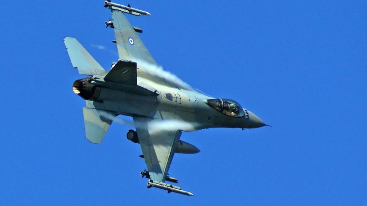 «Πράσινο φως» για αναβάθμιση των F-16 και αγορά νέων μαχητικών τύπου F-35