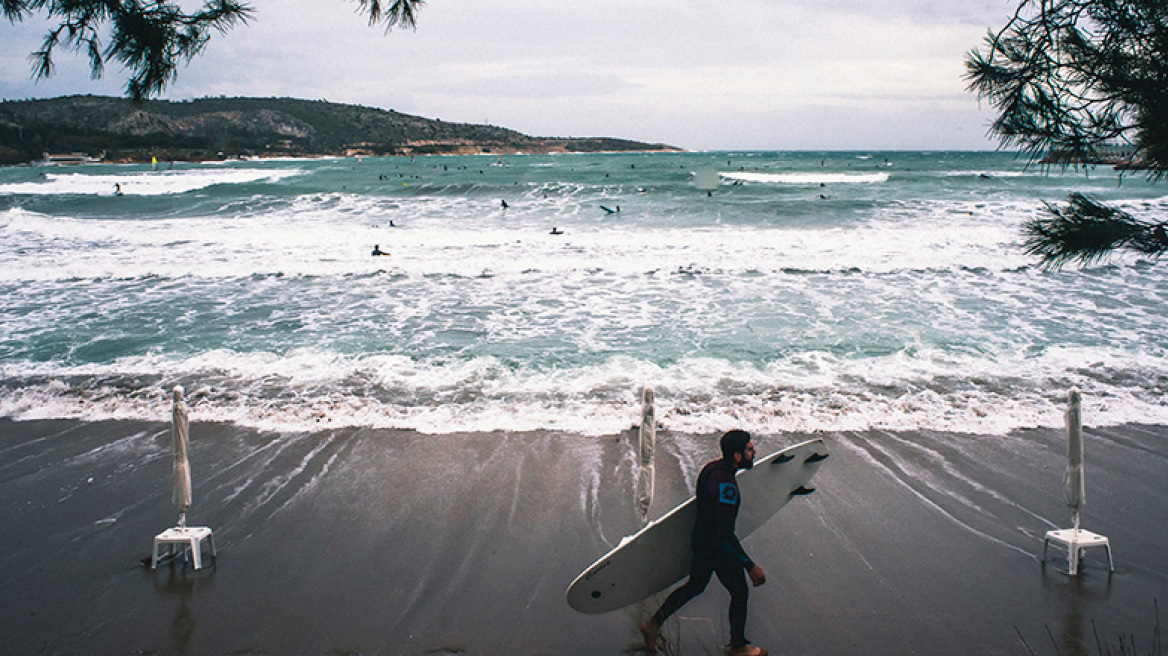 Χειμερινό surfing στην Αθήνα