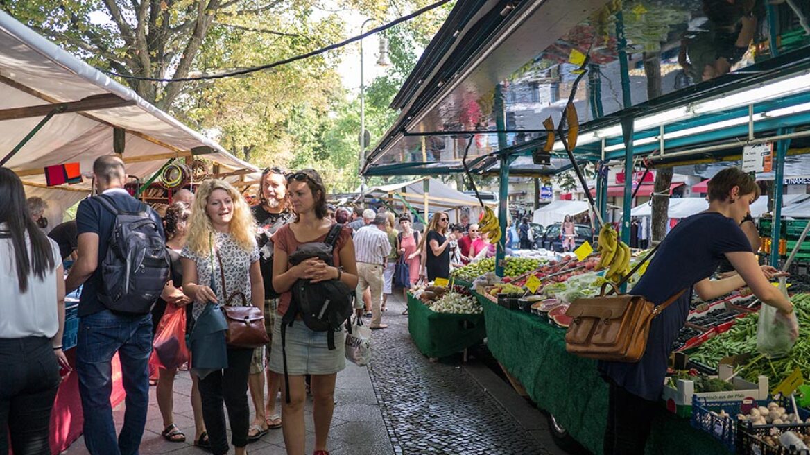 Γιατί η άνοδος του πληθωρισμού απομακρύνει την Ελλάδα από την ποσοτική χαλάρωση της ΕΚΤ