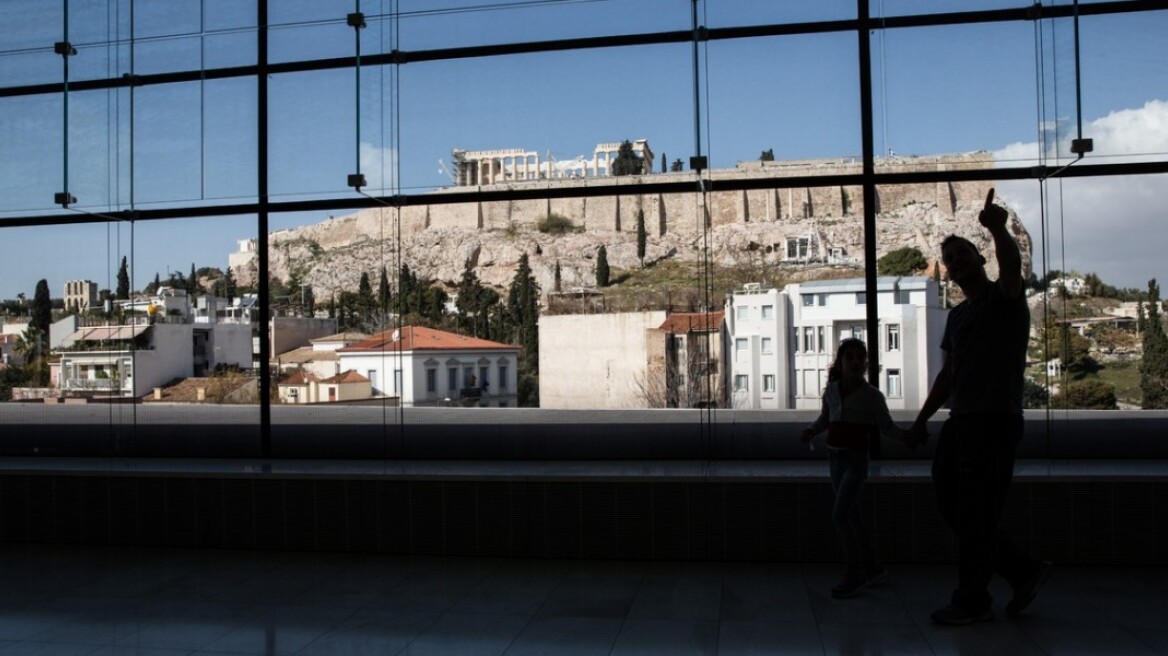 Σε 24ωρη απεργία την Πέμπτη οι έκτακτοι του υπ. Πολιτισμού