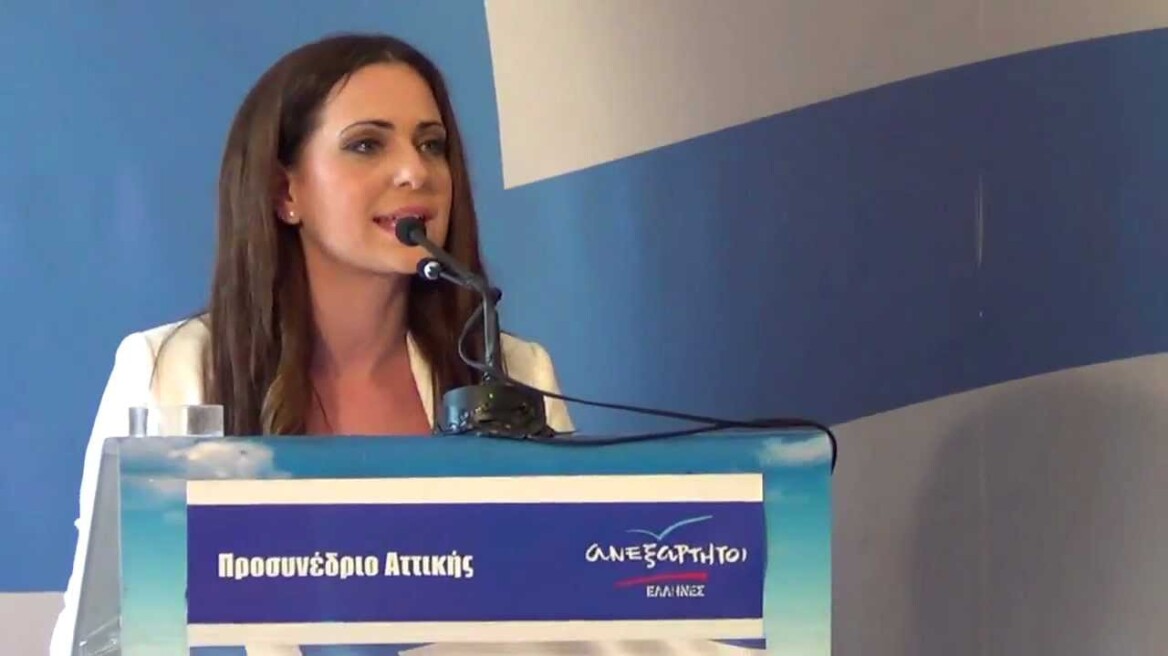 ΑΝΕΛ: «Πρέπει να είμαστε περήφανοι που σε αυτές τις δύσκολες στιγμές ΥΠΕΘΑ είναι ο Καμμένος»