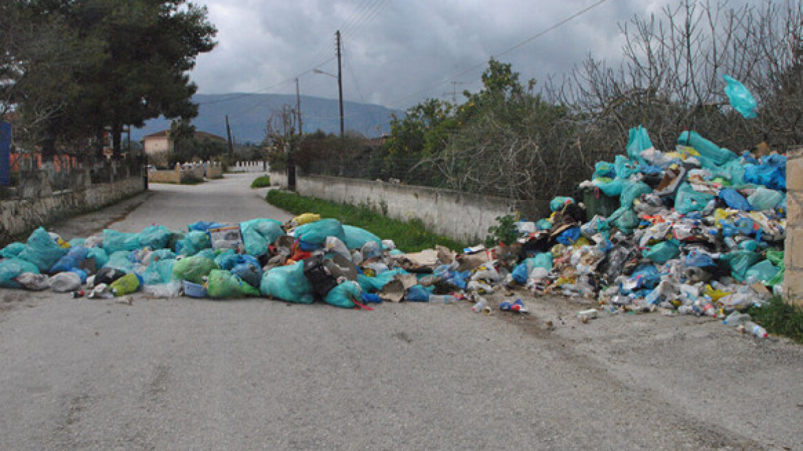 Κραυγή αγανάκτησης από κατοίκους της Ζακύνθου: Κινδυνεύει η υγεία μας από τα σκουπίδια 