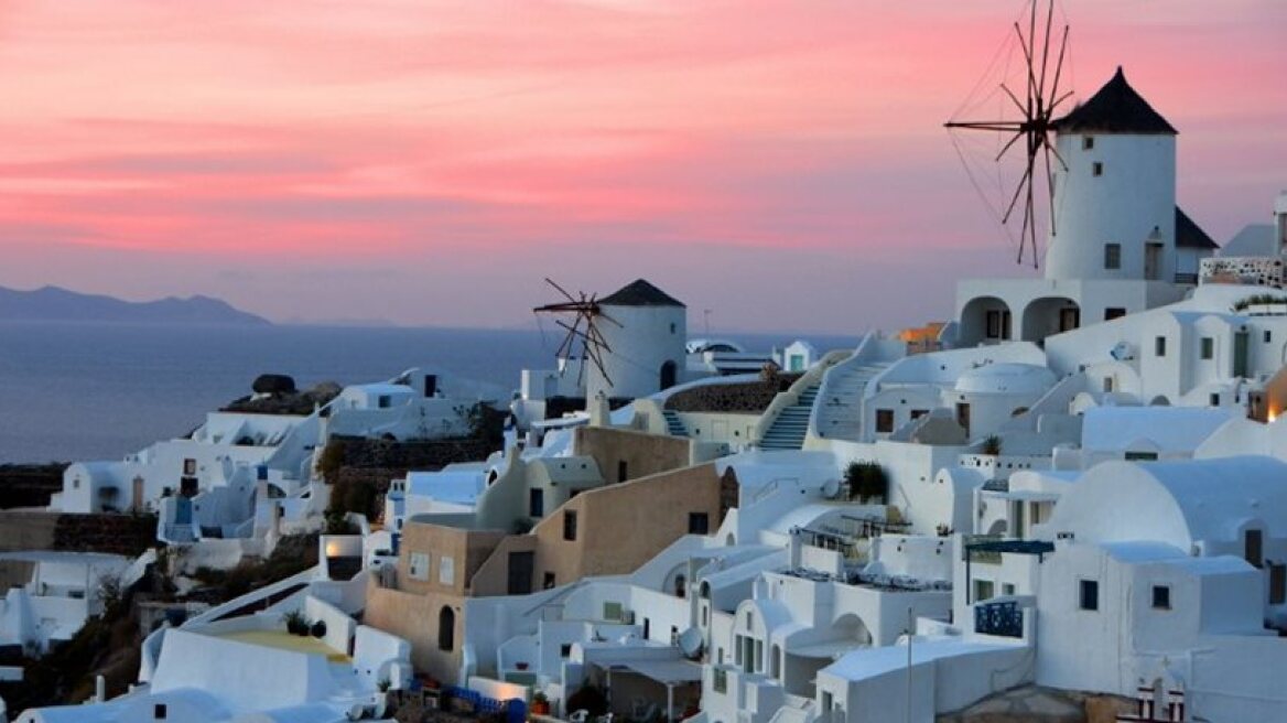 Record bookings by Russian tourists to Greece