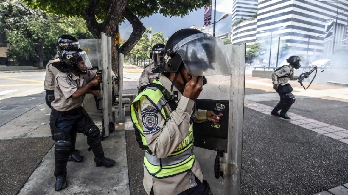 Βενεζουέλα: Σκοτώθηκε 14χρονος σε διαδήλωση κατά του προέδρου Μαδούρο