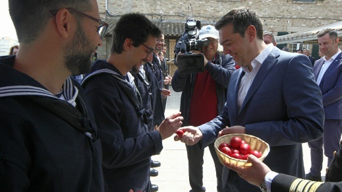 Τσίπρας: Να ευχηθούμε ότι αυτή η χωρα θα τα καταφέρει