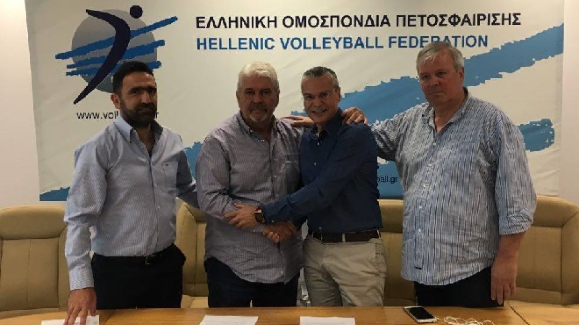 Ο Δήμος Ευρώτα «υιοθετεί» για τρία χρόνια τις γυναικείες Εθνικές βόλεϊ