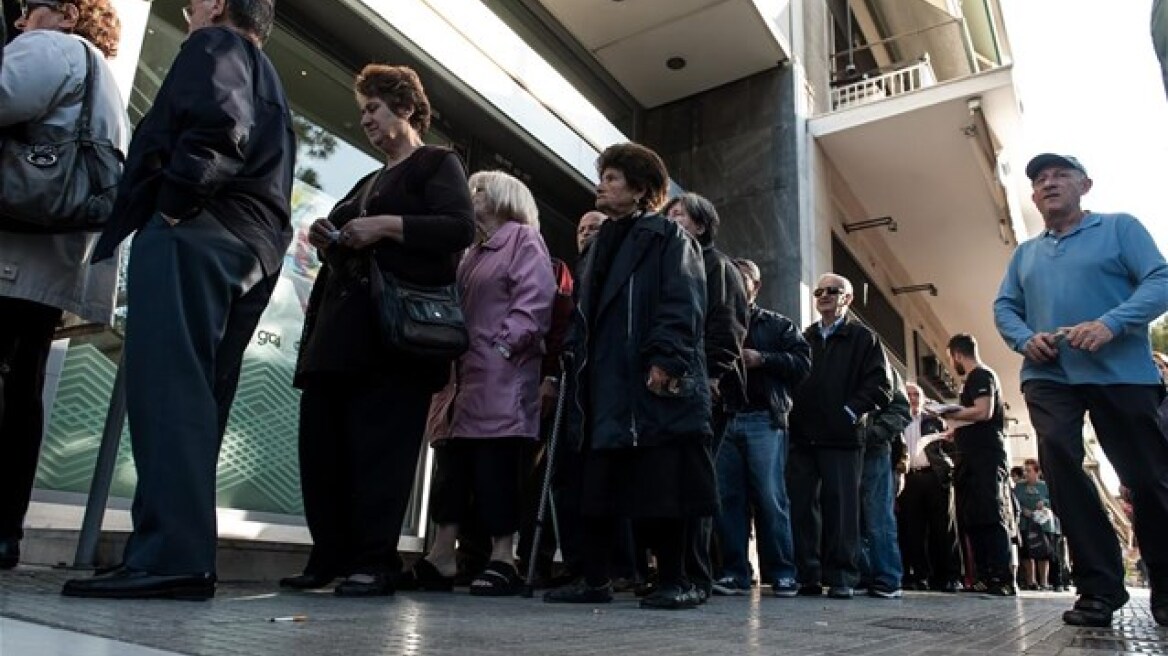 Κρυφό «μαχαίρι» 6,5 δισ. ευρώ για εκατομμύρια συνταξιούχους ως το 2021