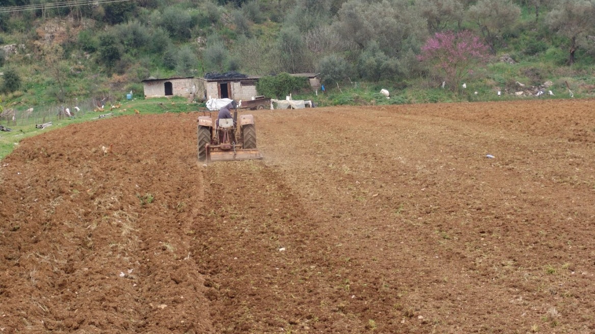 «Μαχαίρι» έως και 60% από τον ΕΦΚΑ για όσους συνταξιούχους δηλώνουν αγροτικό εισόδημα