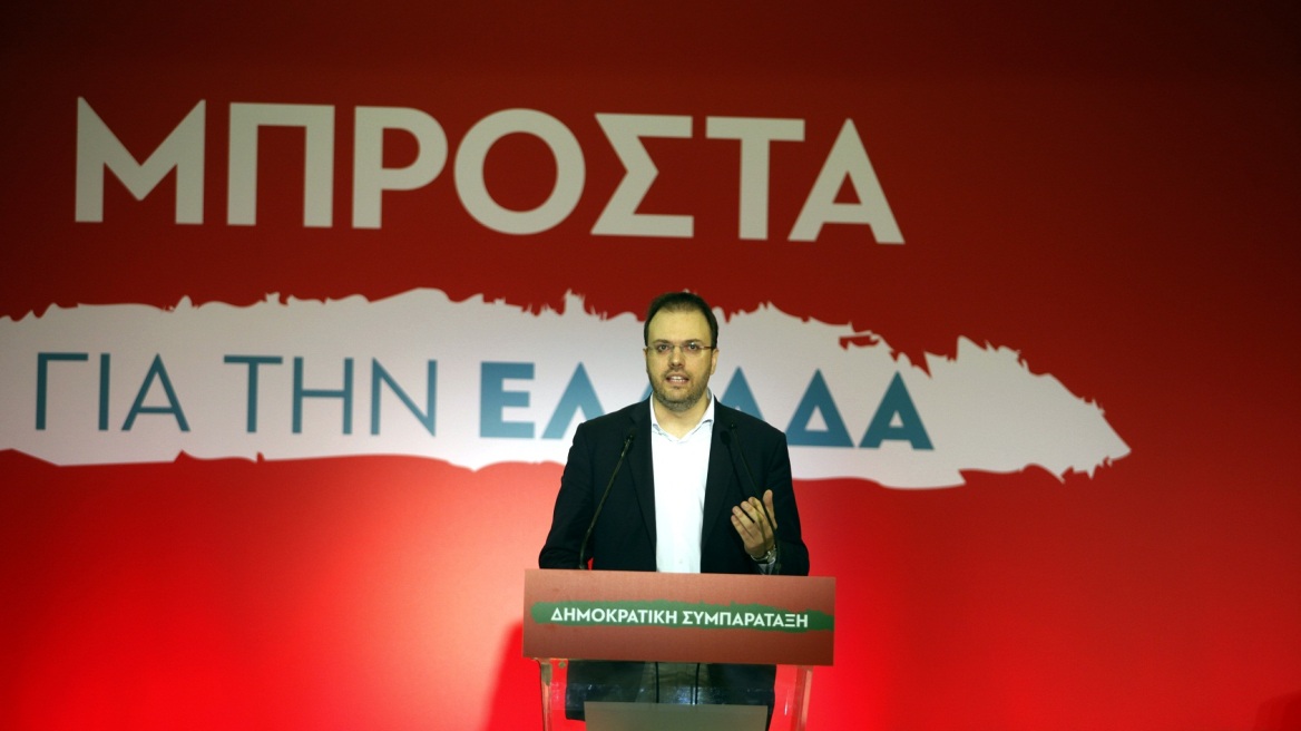 Θεοχαρόπουλος: Διμέτωπος με ΣΥΡΙΖΑ και ΝΔ