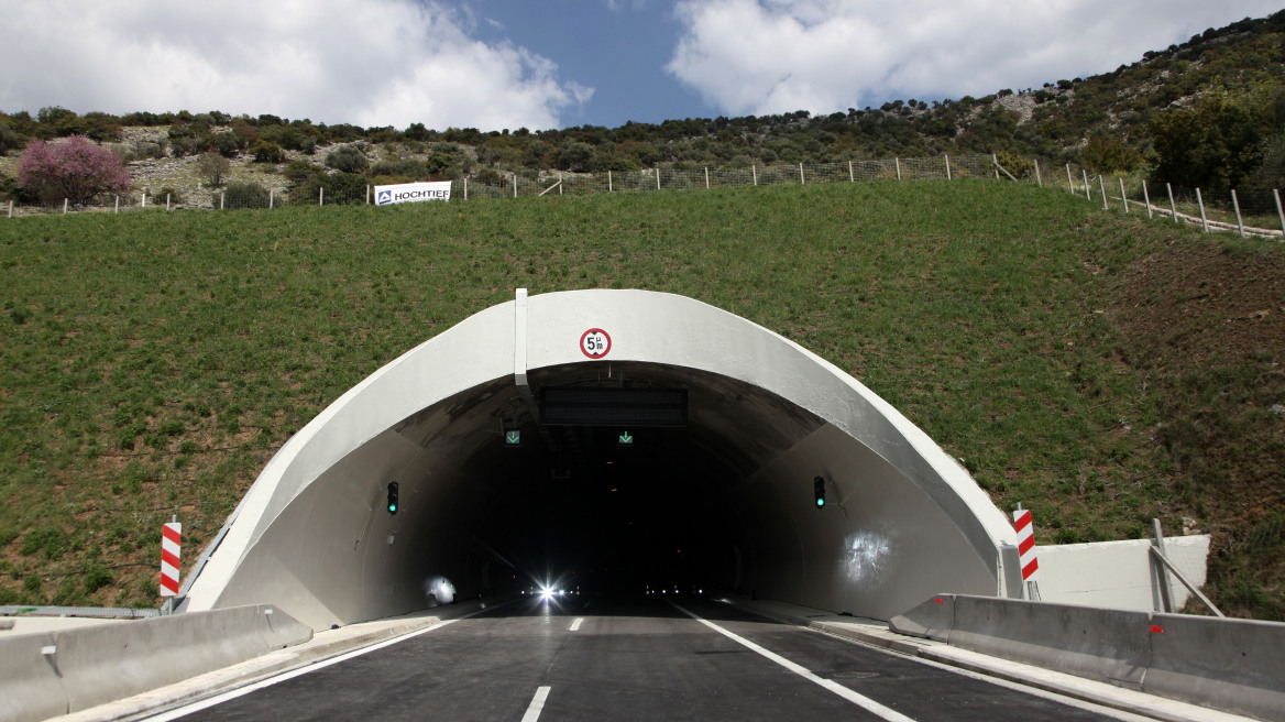 Κλειστή η σήραγγα Πλαταμώνα λόγω έργων κάθε Τετάρτη και Πέμπτη μέχρι τον Αύγουστο