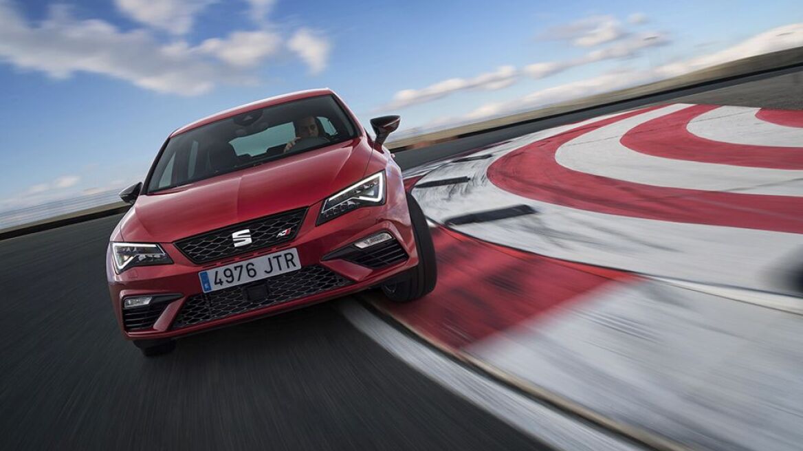 Δοκιμάζουμε το SEAT Leon Cupra των 300 ίππων 