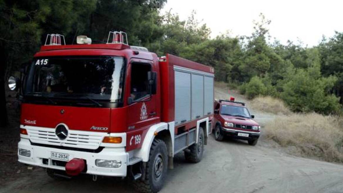 Πήλιο: Άναψε το τζάκι και πήρε φωτιά το σπίτι 