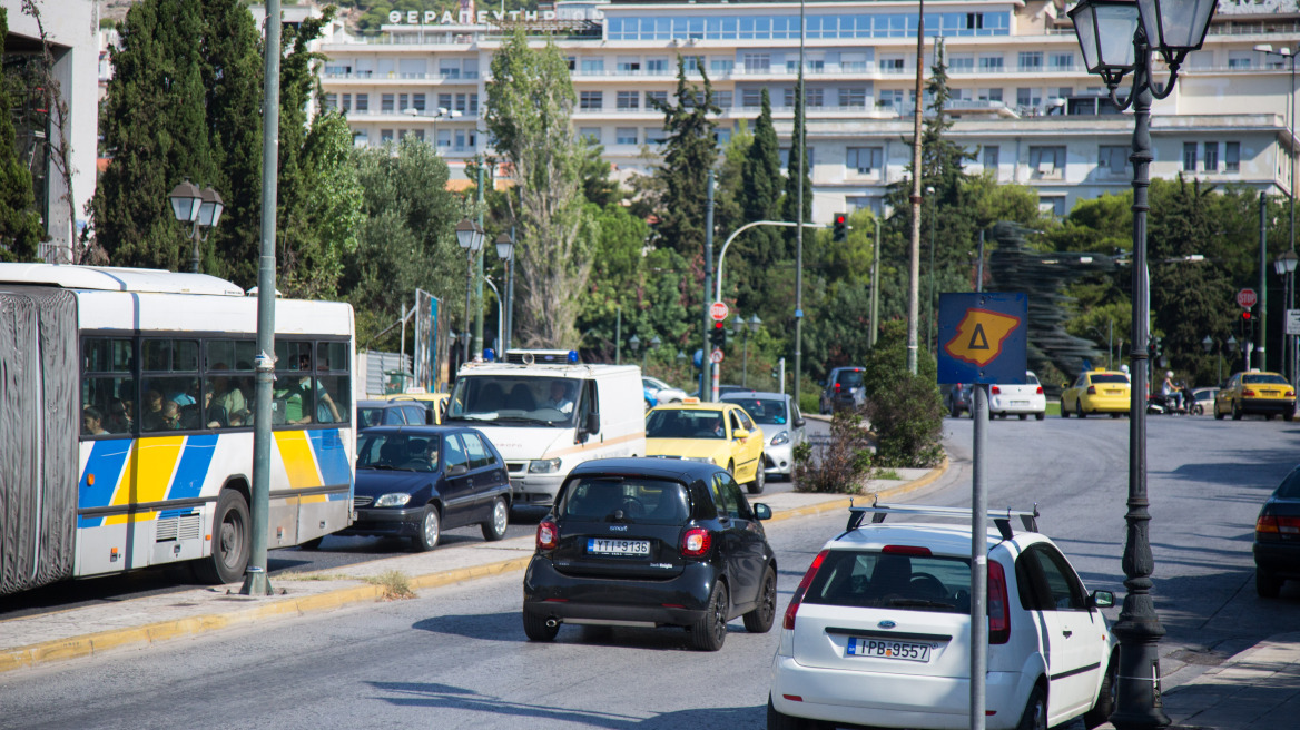 Σέρρες: Αγόραζαν οχήματα, πληρώνοντας με... αέρα και τα πουλούσαν