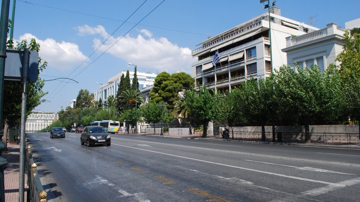 Berliner Μοrgenpost: Η απελπιστική καθημερινότητα των Ελλήνων