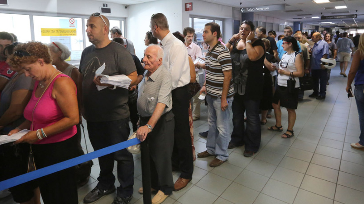 Ποιοι δικαιούνται έως 120 δόσεις στην εφορία - Πότε διαγράφει χρέη η ΑΑΔΕ