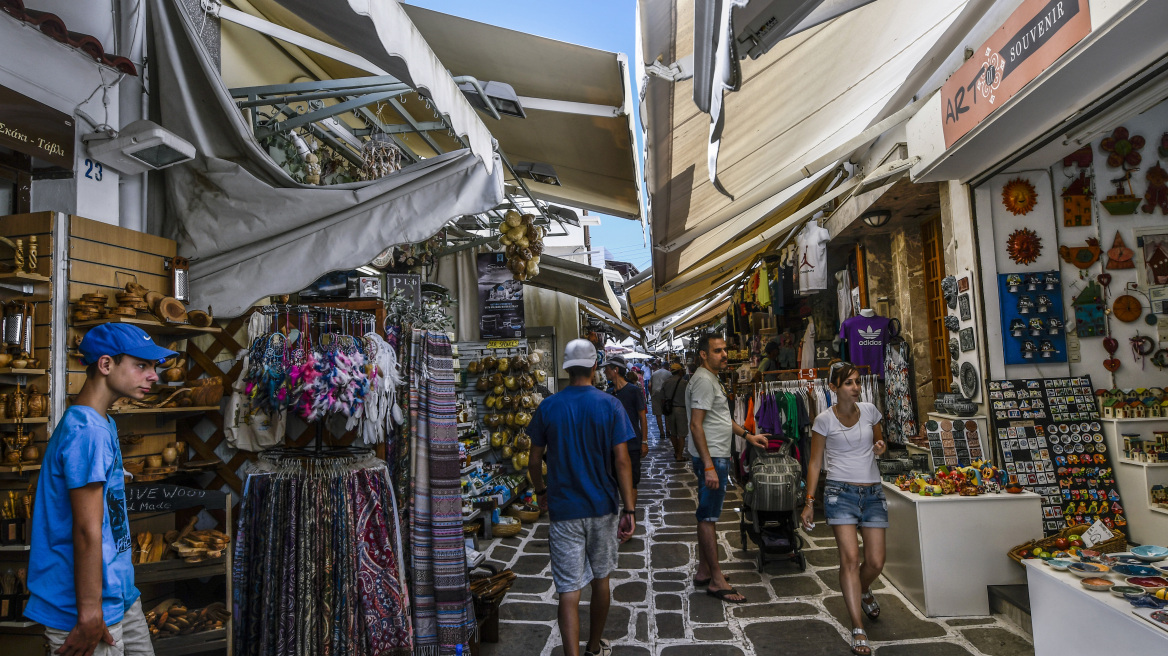 Πρόστιμα πάνω από 1.870.000 ευρώ σε τουριστικές επιχειρήσεις για ανασφάλιστους