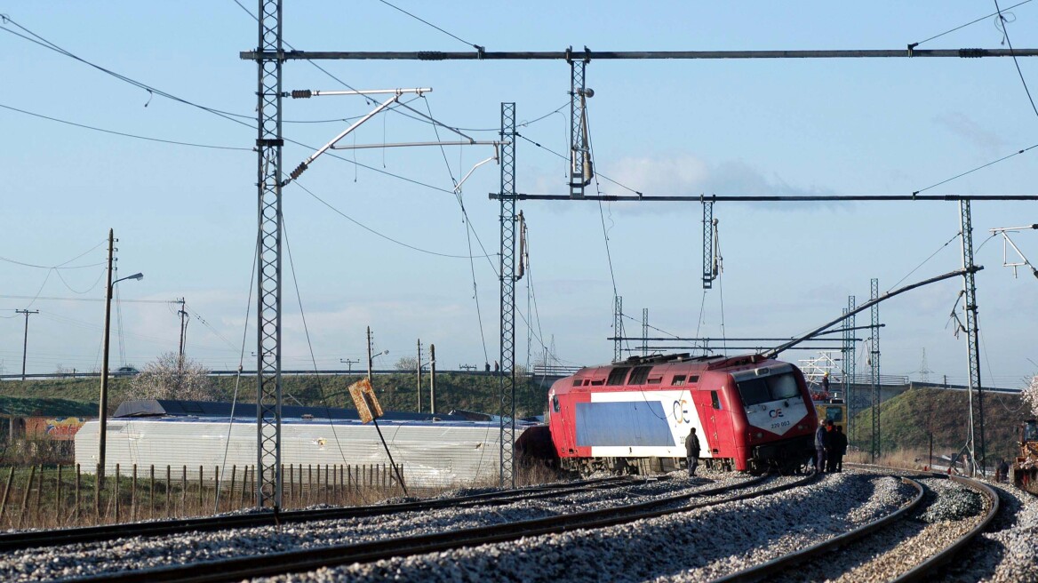 Εκτροχιάστηκε εμπορική αμαξοστοιχία στη Φθιώτιδα