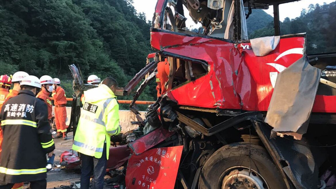 Τρομακτικό δυστύχημα στην Κίνα: 36 νεκροί από πρόσκρουση λεωφορείου σε τοίχο