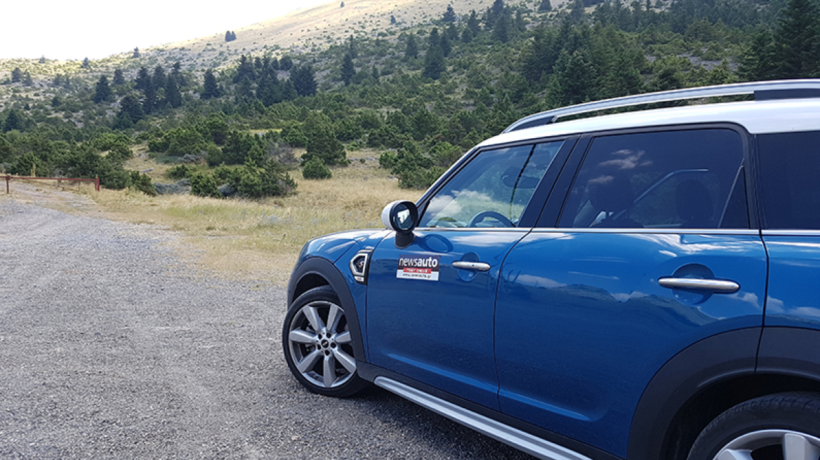 Στα βουνά με το νέο Mini Countryman!