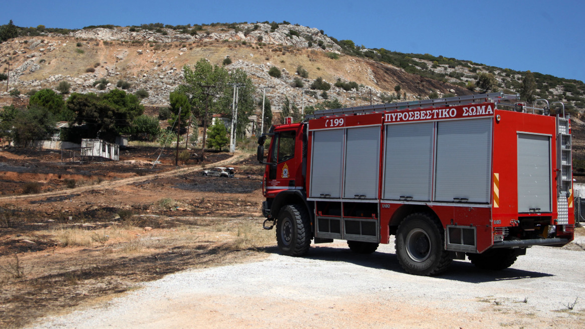 Θεσσαλονίκη: Πυρκαγιά κοντά στο στρατοπέδο Ασσήρου