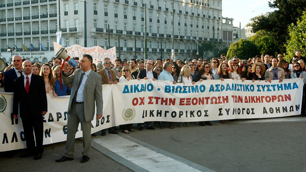 Το υπ. Οικονομικών «αδειάζει» Κατρούγκαλο: Δώσαμε κίνητρα για φοροδιαφυγή