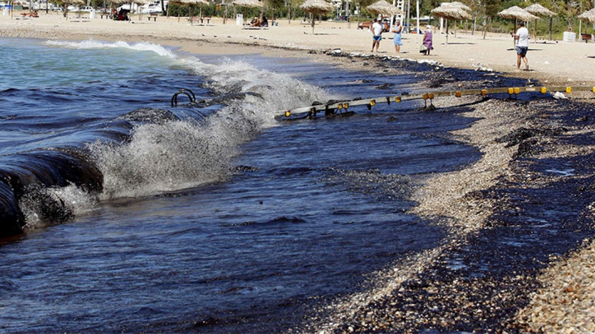 Θρίλερ: Στα διπύθμενα του «Lassea» βρήκαν κρυμμένα τα λαθραία καύσιμα