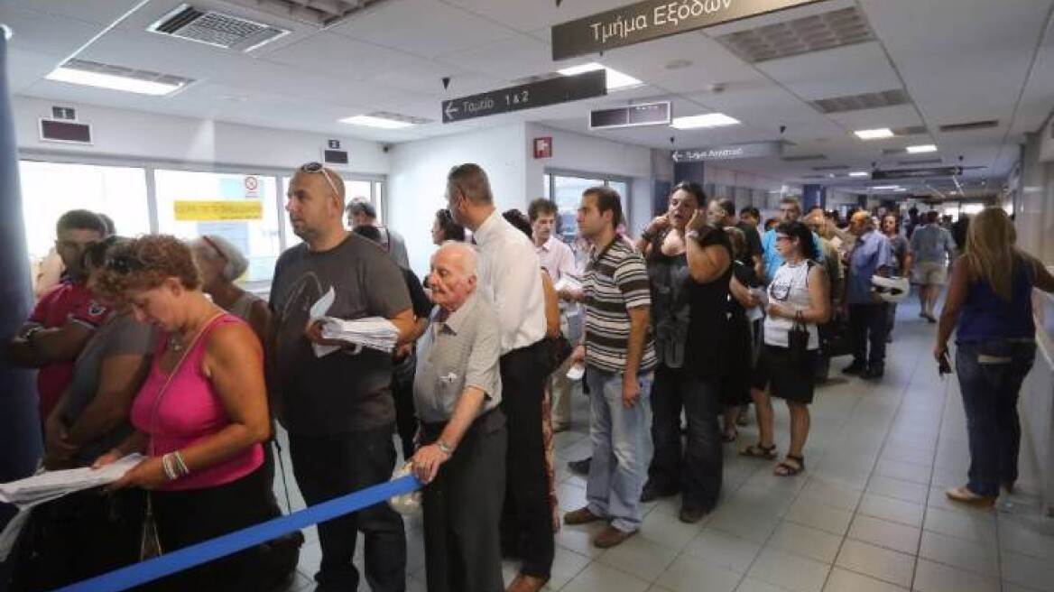 Τώρα τρέχουν για τις επιστροφές φόρων: Έδωσαν 1,6 δισ. τον Σεπτέμβριο