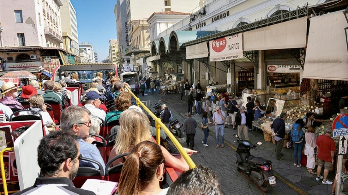 Μία νέα θέση εργασίας ανοίγει για κάθε 40 νέους τουρίστες στην Αθήνα