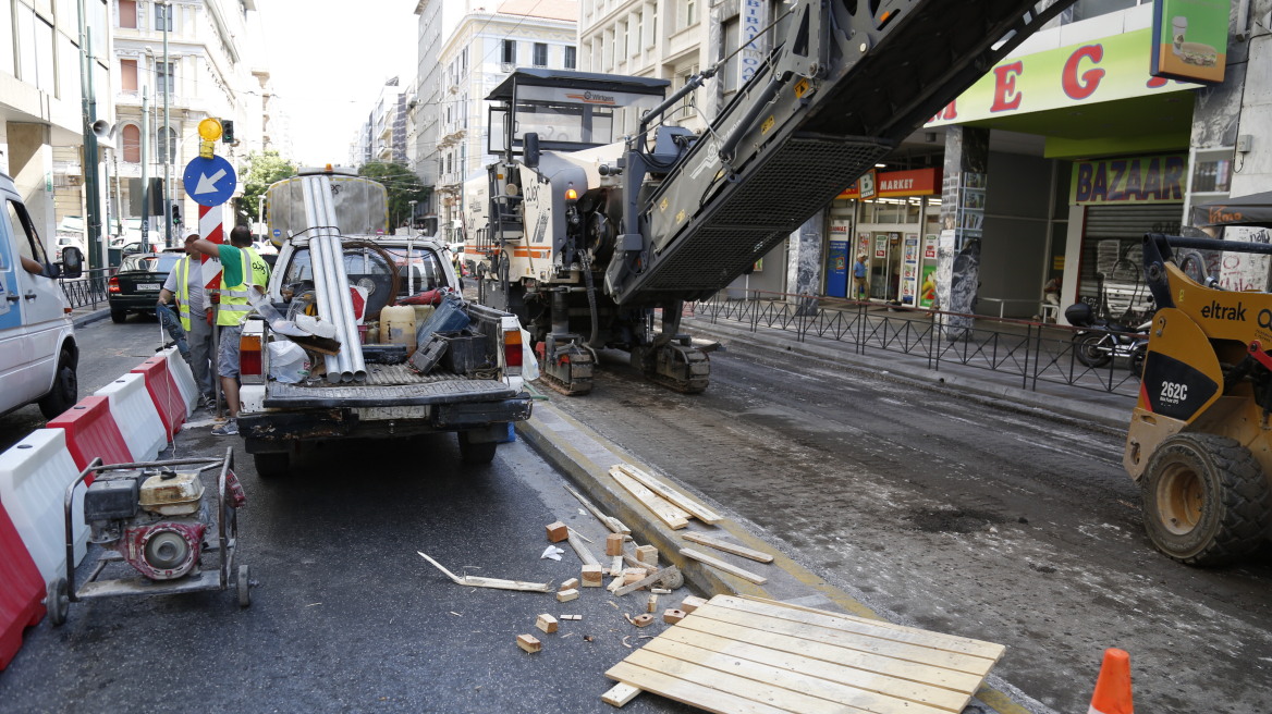 Ταλαιπωρία από σήμερα για τους οδηγούς στη Σταδίου - Διακοπή κυκλοφορίας σε τμήματα της οδού