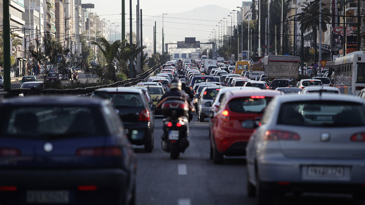 Σπίρτζης: Εισοδηματικά κριτήρια στα πρόστιμα για τις παραβάσεις του ΚΟΚ