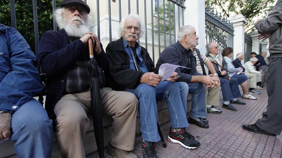 Βρούτσης: H κυβέρνηση έδωσε 200.000 fake συντάξεις