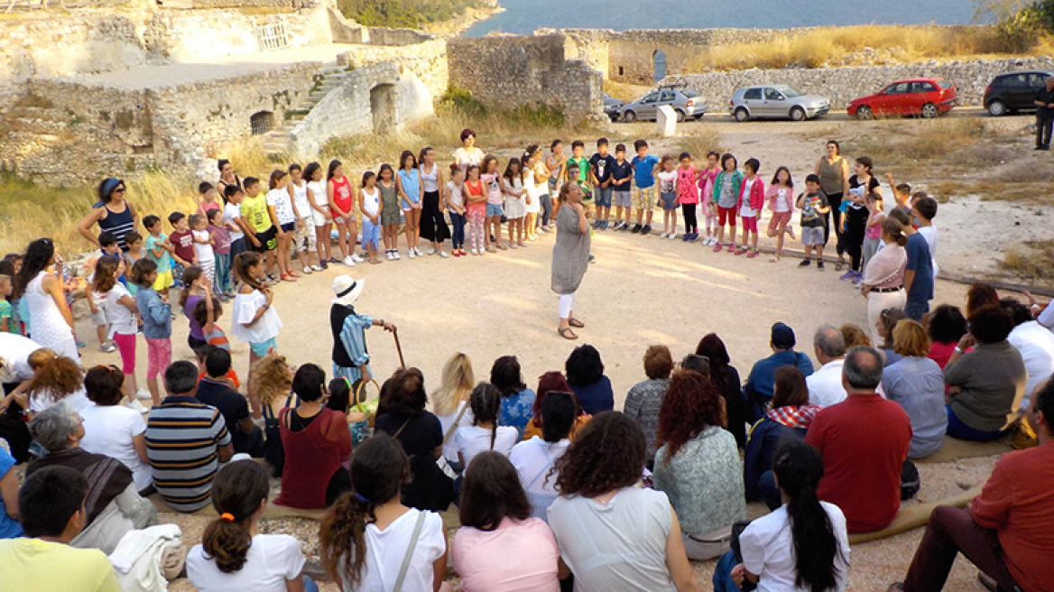 Ξεκινώντας από τους μαθητές…