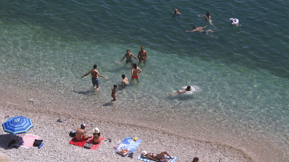 Ελληνικός τουρισμός: Σε πέντε περιφέρειες το 89% των εσόδων του πρώτου εξαμήνου