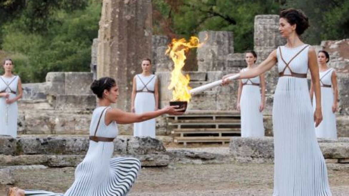 Ξεκίνησε το ταξίδι της Ολυμπιακής Φλόγας για την Πιόνγκτσανγκ