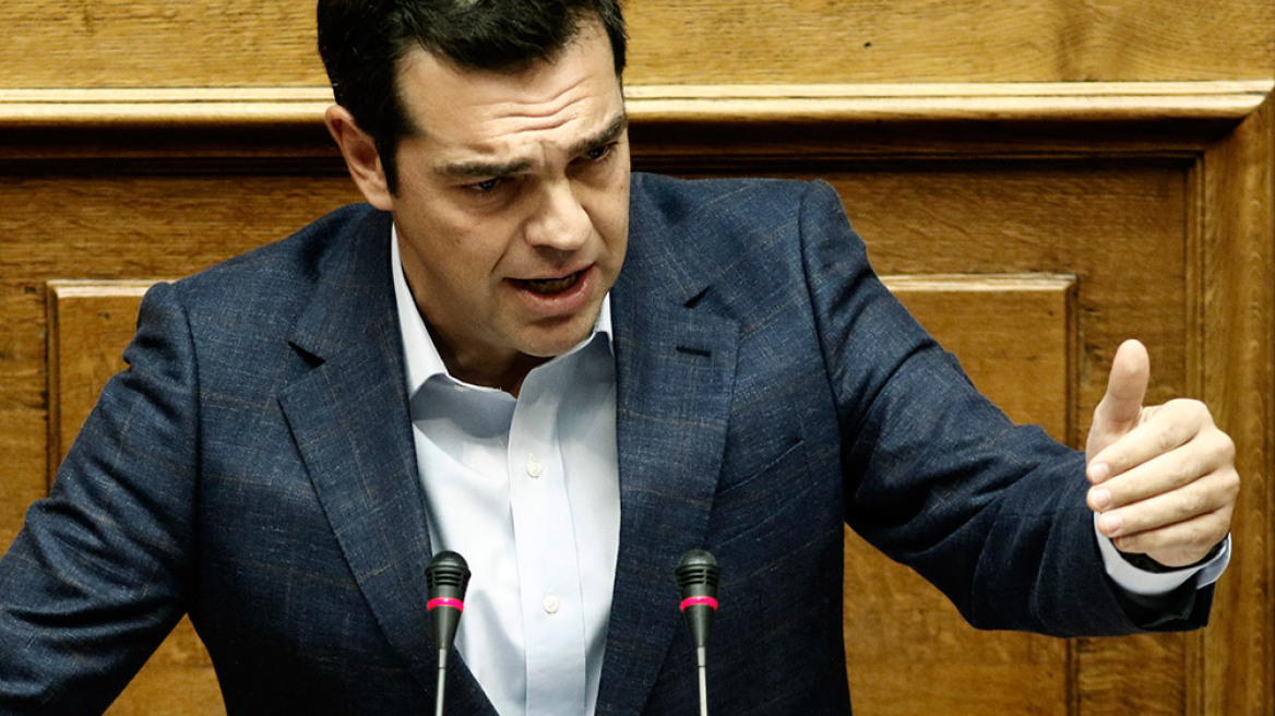 Ο Τσίπρας πανηγυρίζει ότι τα μνημόνια... πέτυχαν!