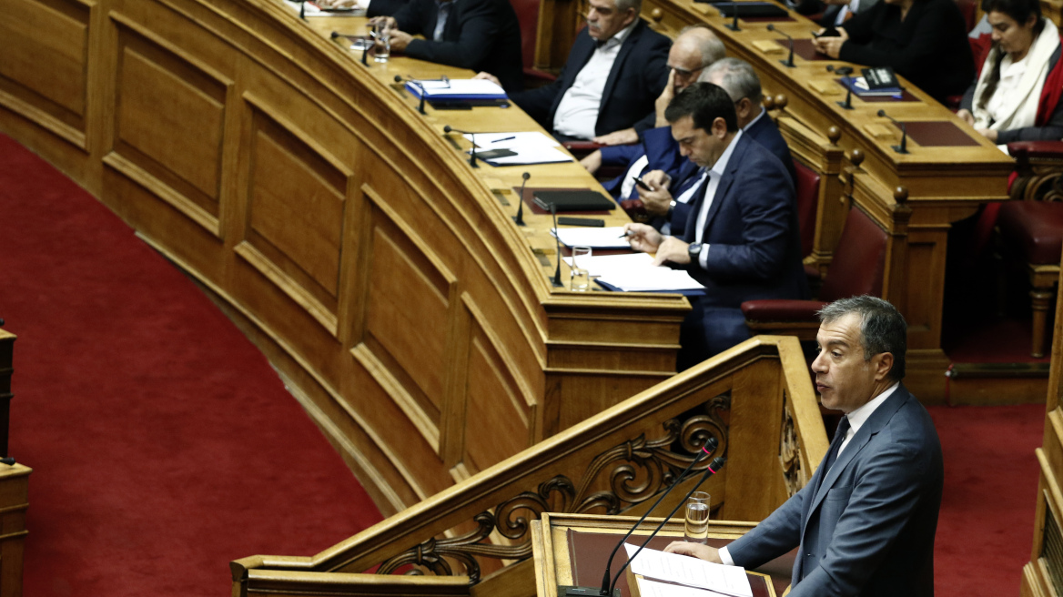 Θεοδωράκης σε Τσίπρα: Εσείς εκθρέψατε το τέρας των fake news