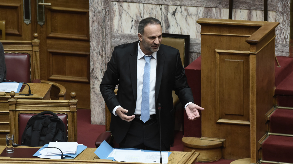 Μαυραγάνης: Δεν θα μπορούν να ασφαλιστούν αυτοκίνητα που δεν έχουν περάσει ΚΤΕΟ