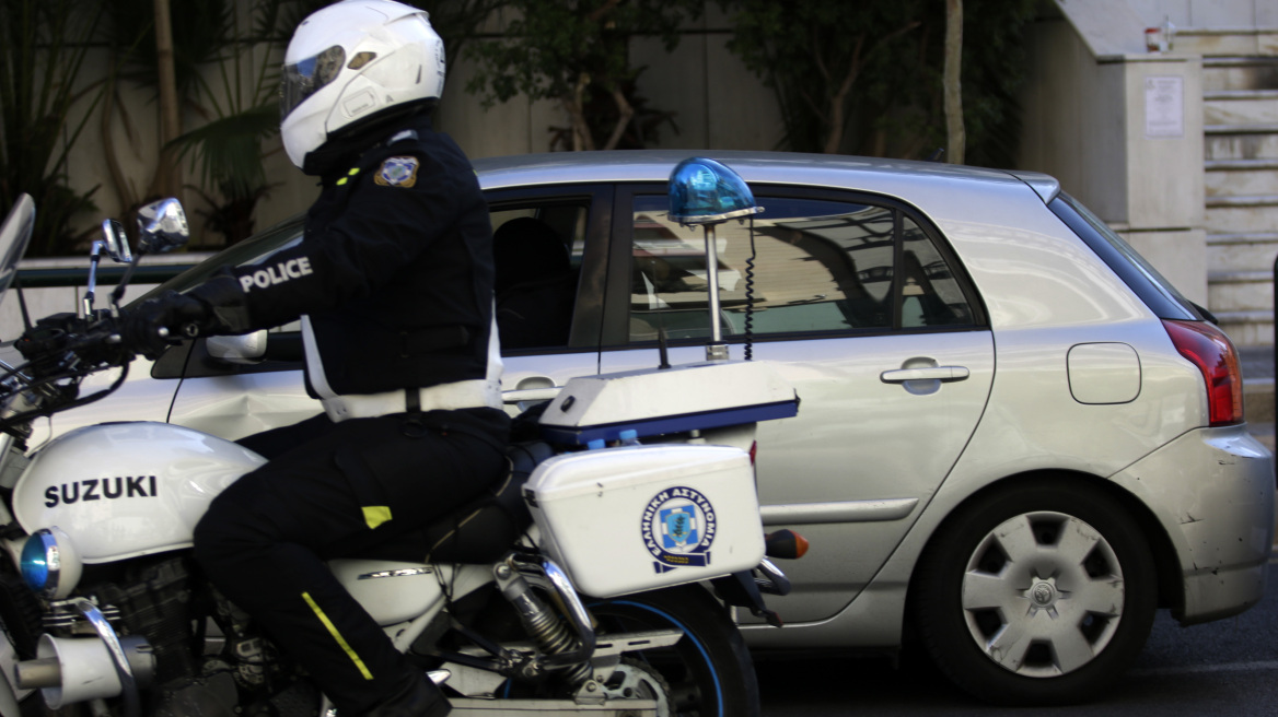 Συμπλοκή στα Εξάρχεια - Πληροφορίες για πυροβολισμούς 