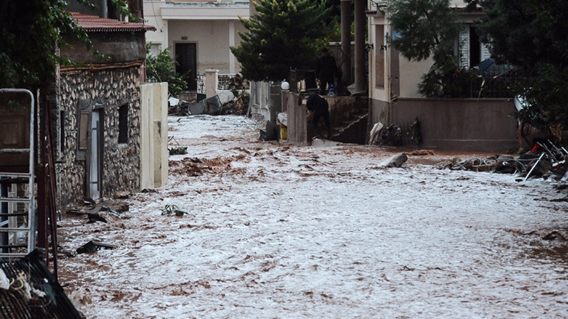 Θρίλερ με τους αγνοούμενους σε Μάνδρα και Ν. Πέραμο: Αναζητούν πέντε, βρήκαν δύο ζωντανούς