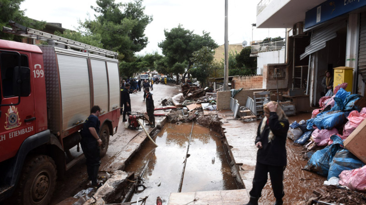 Μάνδρα, τέσσερις μέρες μετά τις πλημμύρες: 19 νεκροί, τρεις αγνοούμενοι, νοικοκυριά χωρίς ρεύμα και νερό