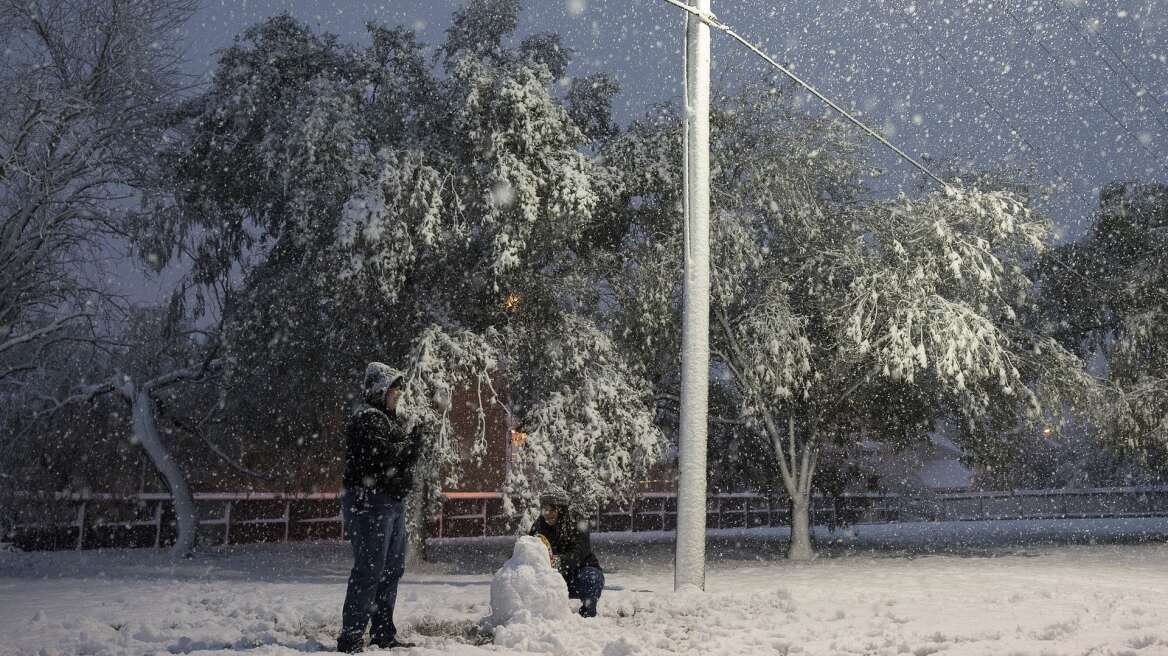 Χιόνισε στο Τέξας και οι Τεξανοί τρελάθηκαν