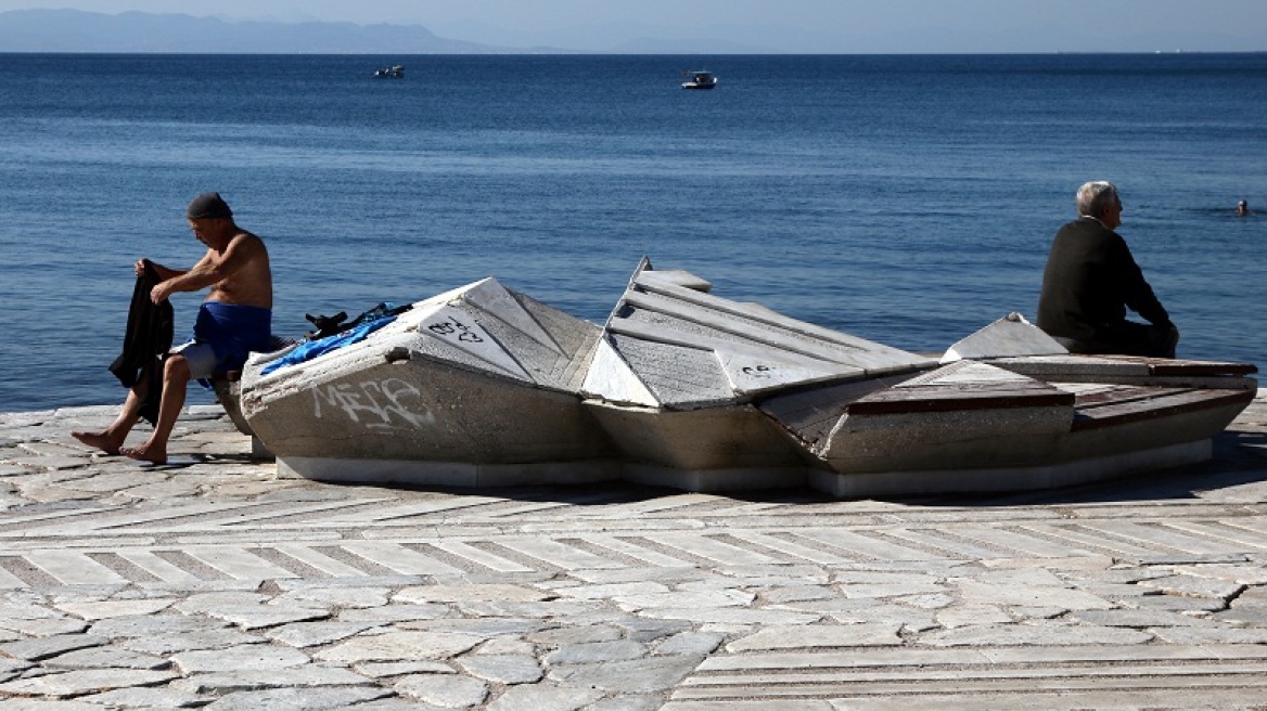 Δεν έχει πρόβλημα ο Σαρωνικός, αλλά απαγορεύεται το ψάρεμα 