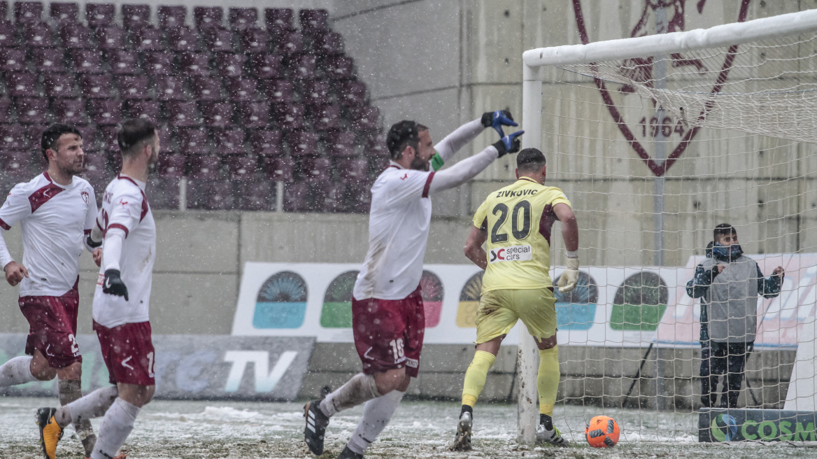 ΑΕΛ - Ξάνθη 3-0: Σούζα τ' αλογάκι και στο χιόνι!