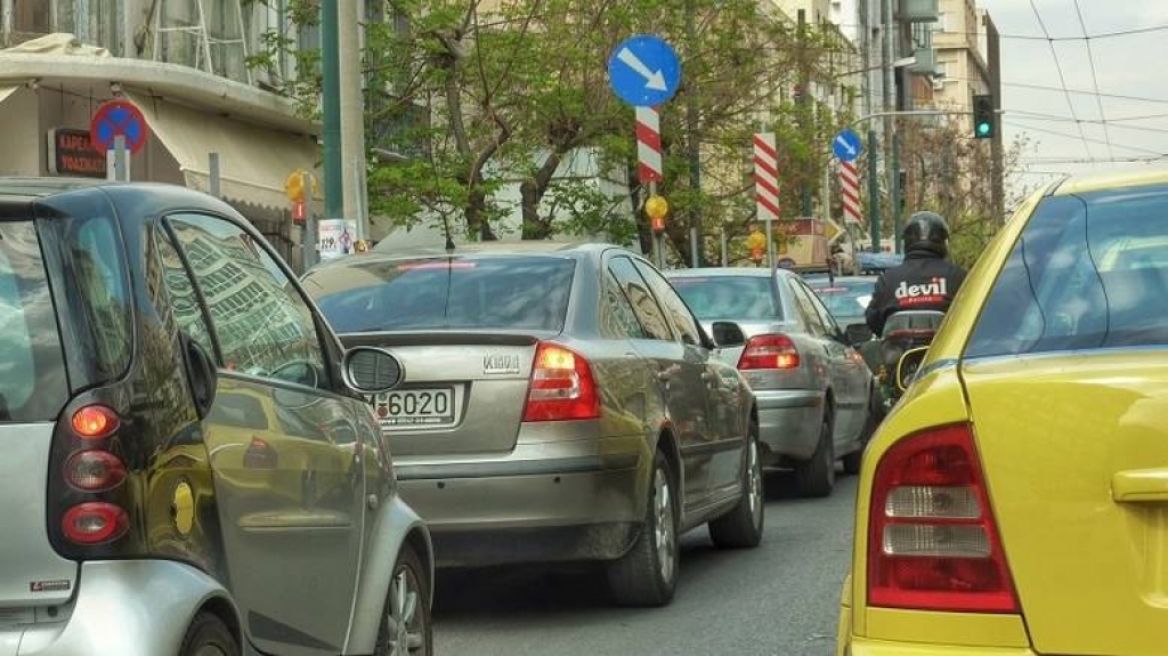 Τέλη κυκλοφορίας: Μέχρι 29 Δεκεμβρίου και η διορία για κατάθεση πινακίδων