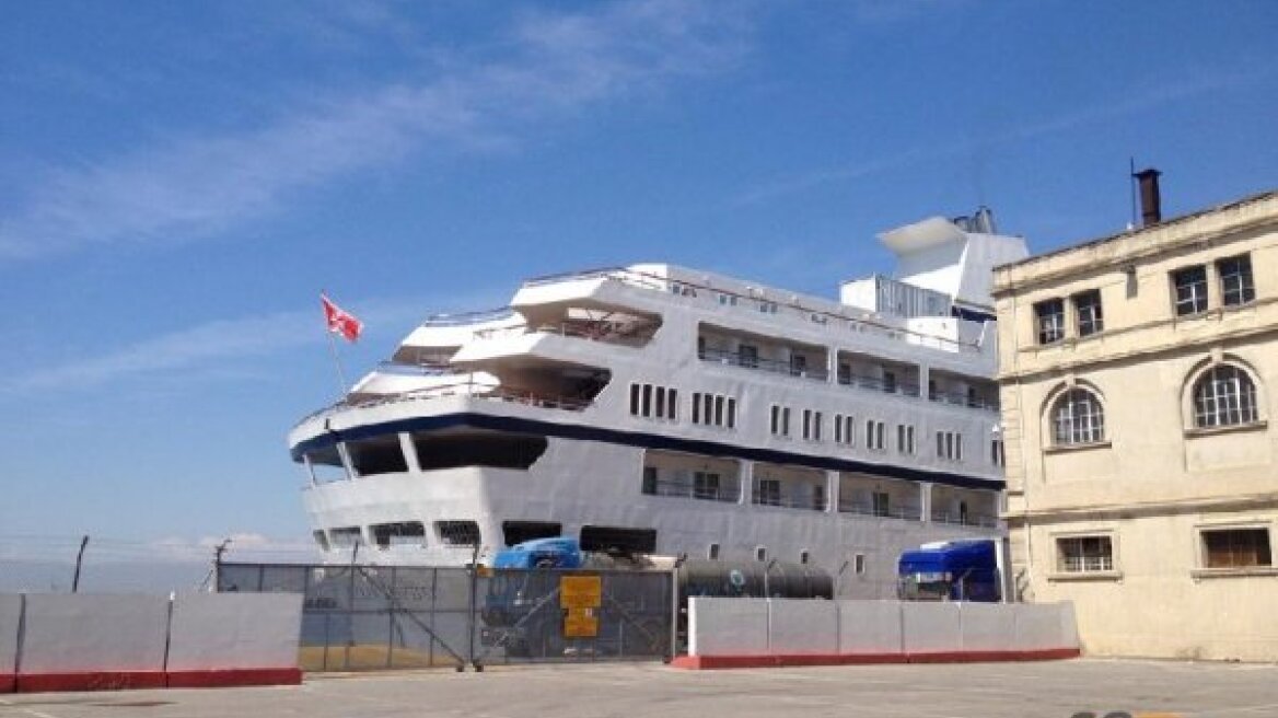 Το κρουαζιερόπλοιο «Serenissima»  στη Θεσσαλονίκη