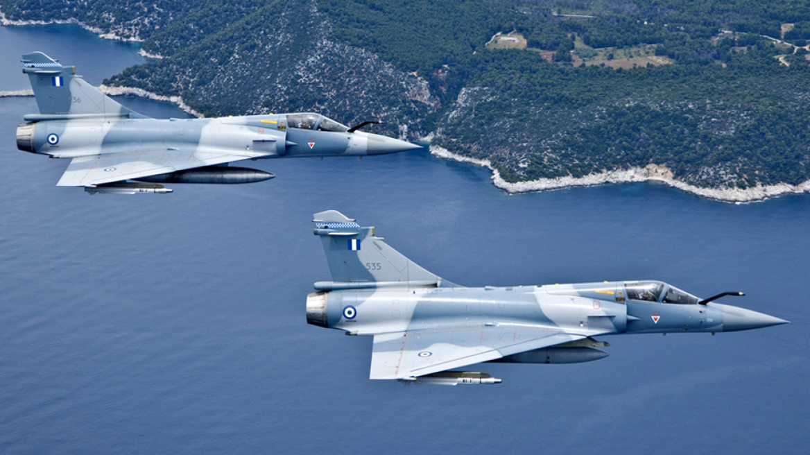 Πού ψάχνουν τα αίτια της πτώσης του Mirage 2000-5 