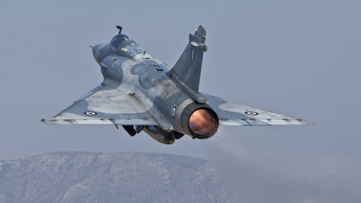 Πτώση μαχητικού αεροσκάφους Mirage 2000-5 στη Σκύρο - Νεκρός ο πιλότος