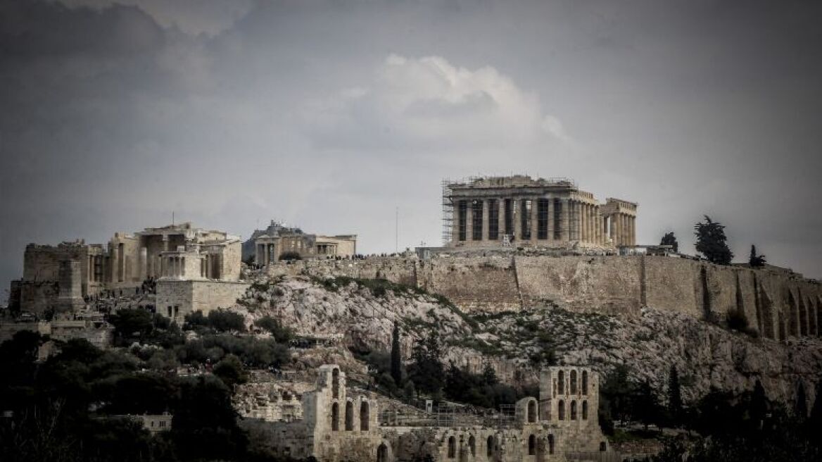 Καιρός: Βροχές, τοπικές καταιγίδες και αφρικανική σκόνη