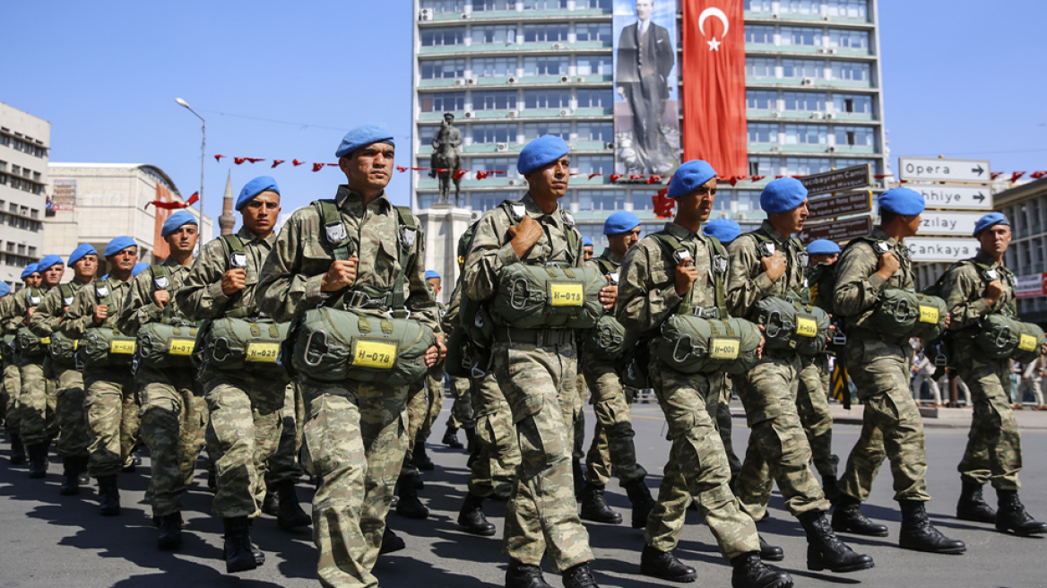 Τουρκία: Οι αρχές θα απομακρύνουν 3.000 μέλη των ενόπλων δυνάμεων!